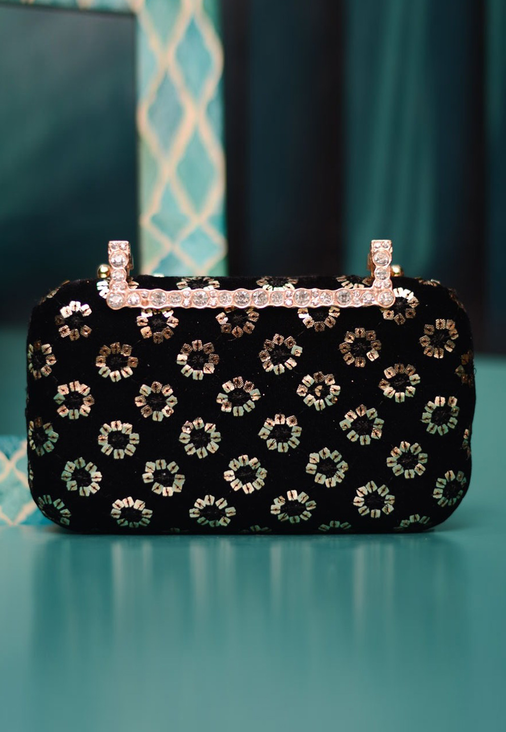 Black Art Silk Clutch 306351