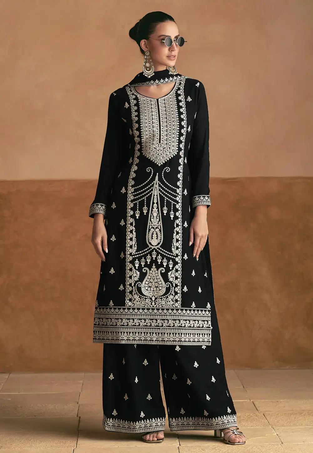 Black Chinon Silk Embroidered Pakistani Suit 290979