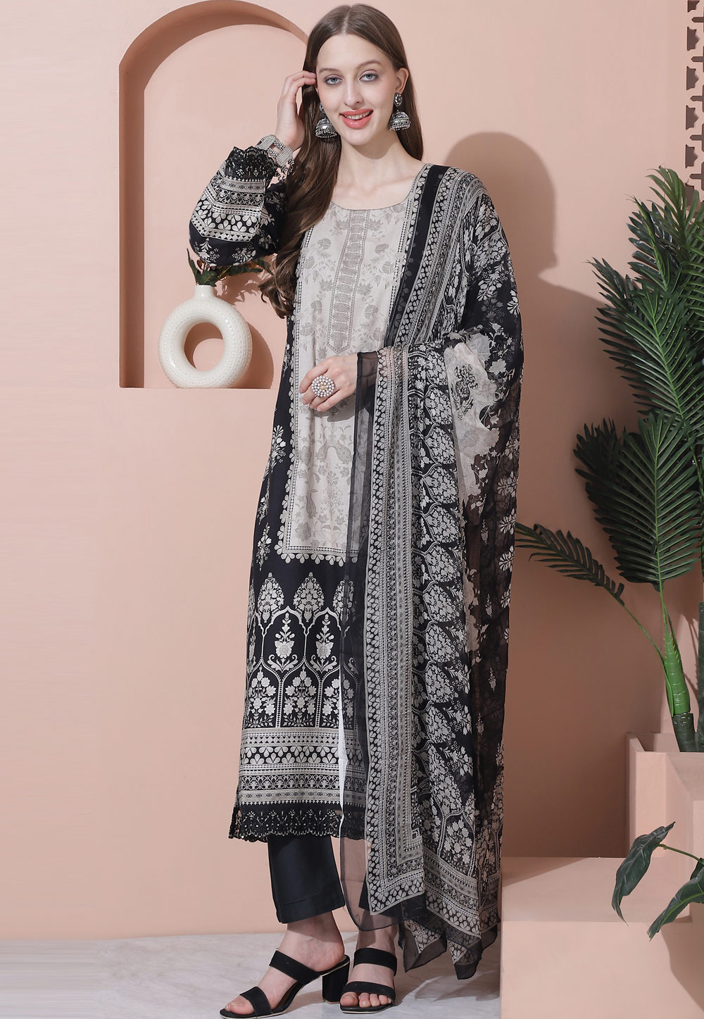 Black Cotton Pakistani Suit 309917