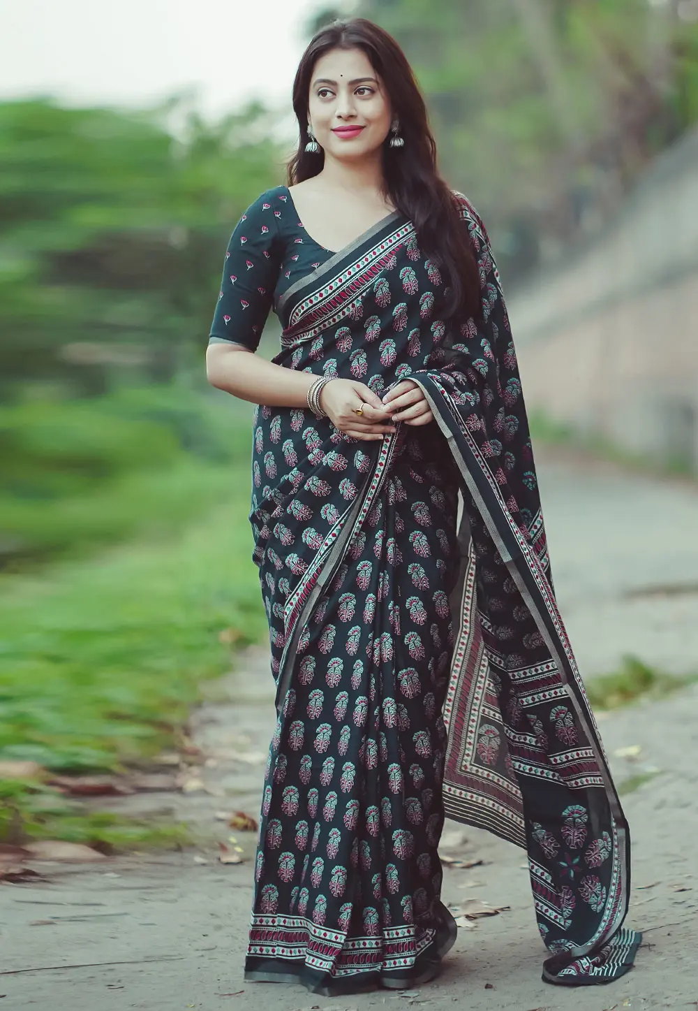 Black Cotton Saree With Blouse 303129