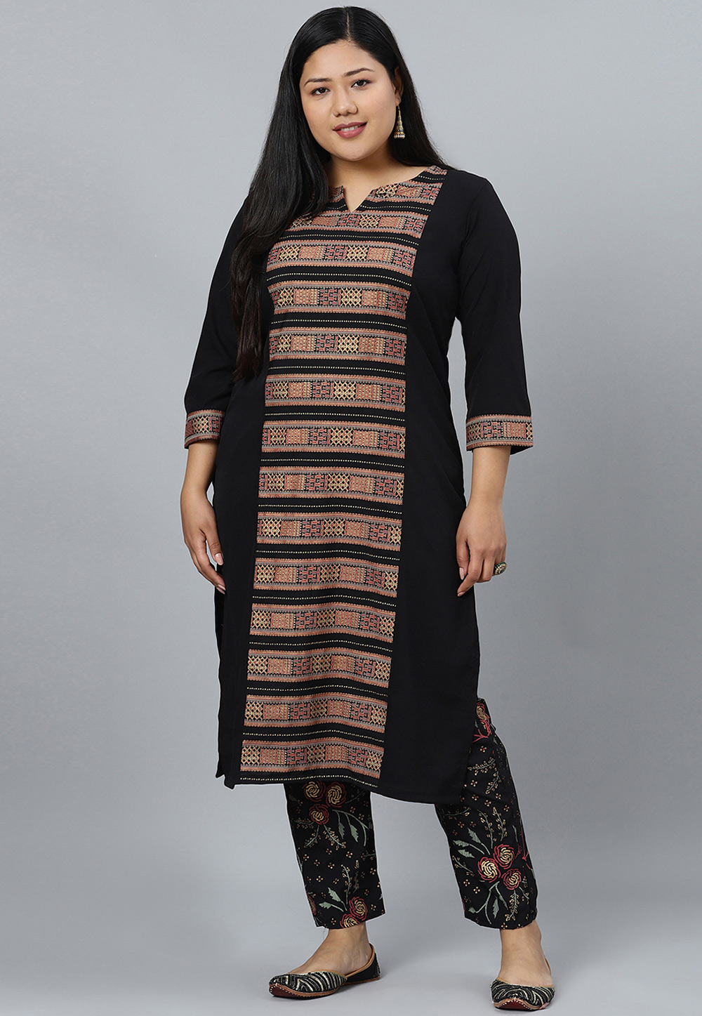 Black Crepe Kurta Set With Pant 305231