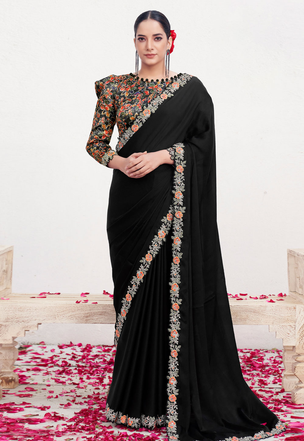 Black Crepe Saree With Blouse 309432