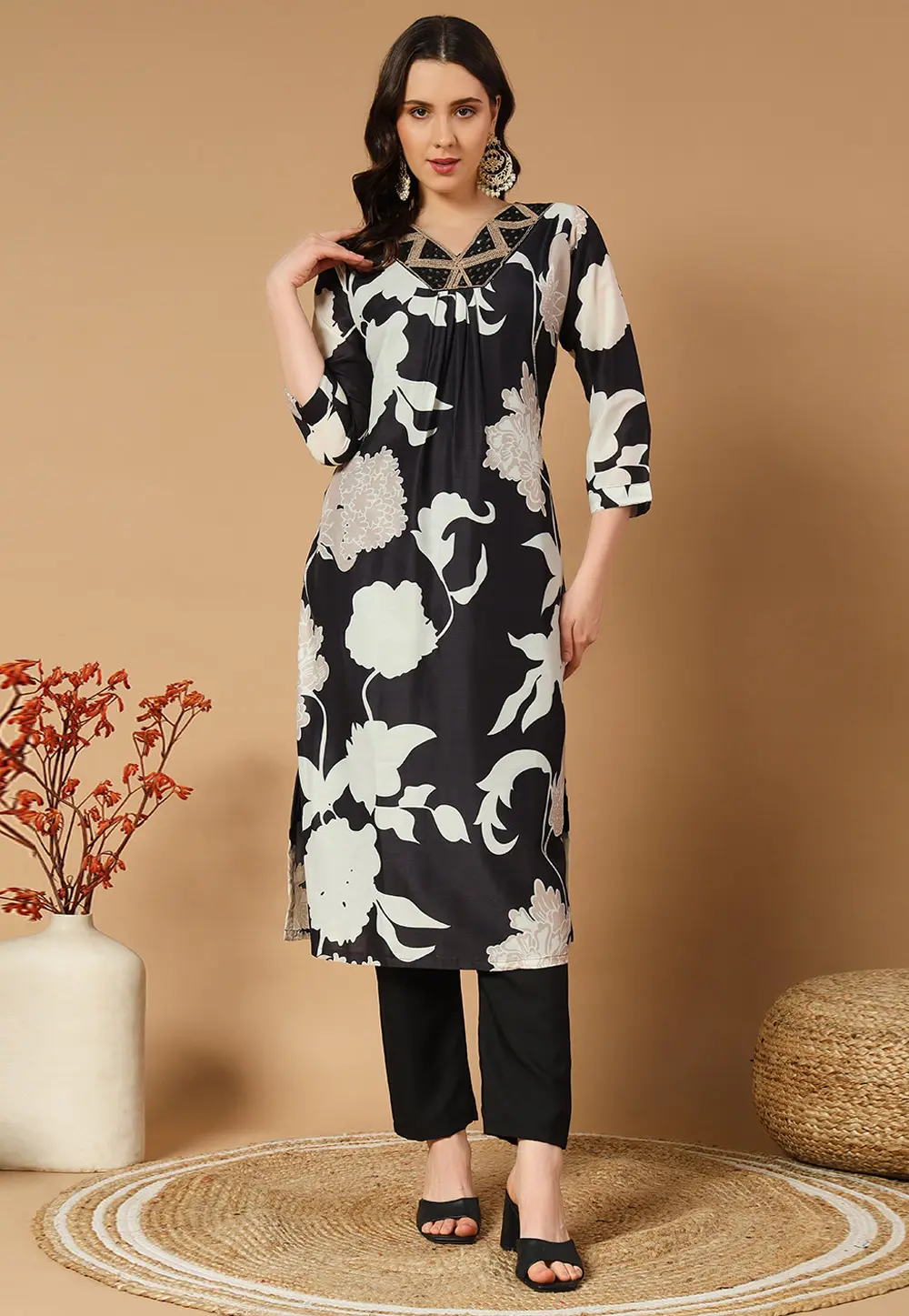 Black Muslin Kurta Set With Pent 301967