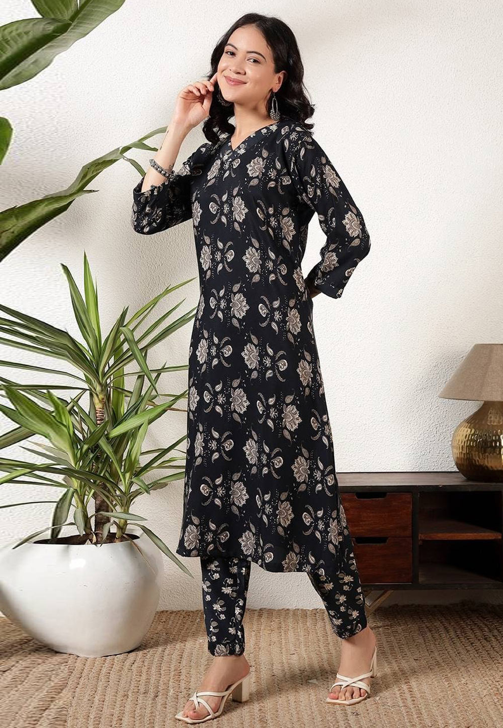 Black Rayon Kurta Set With Pant 311127