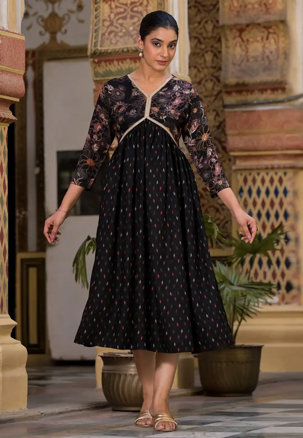 Black Rayon Printed Kurti 290199