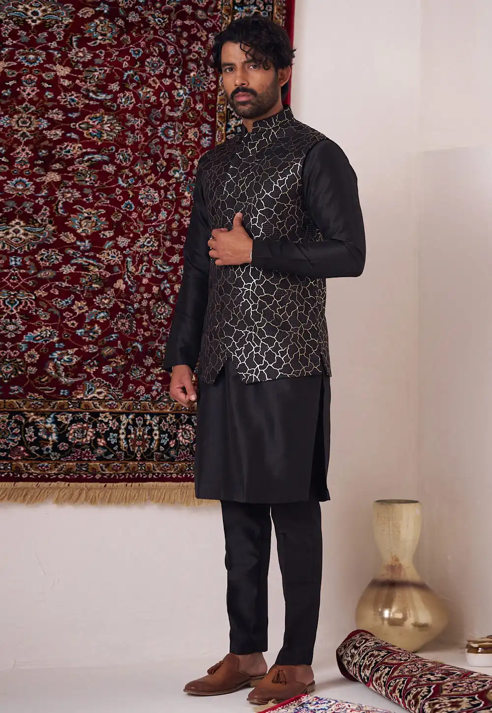 Black Silk Kurta Pajama With Jacket 294024