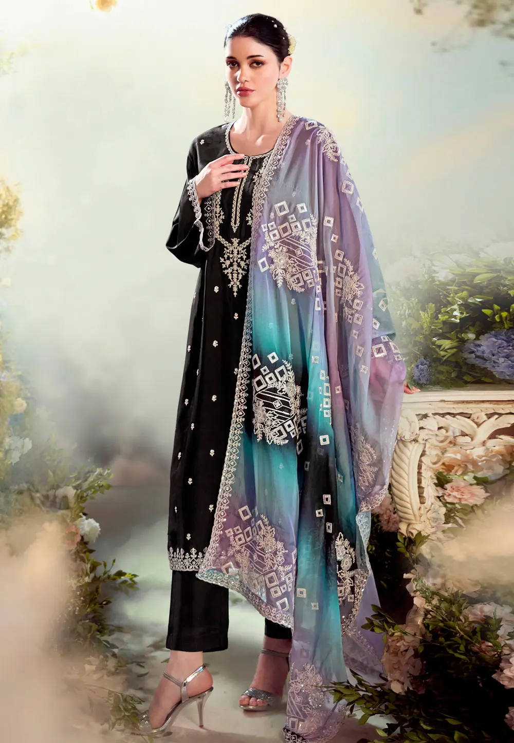 Black Silk Pakistani Suit 299301