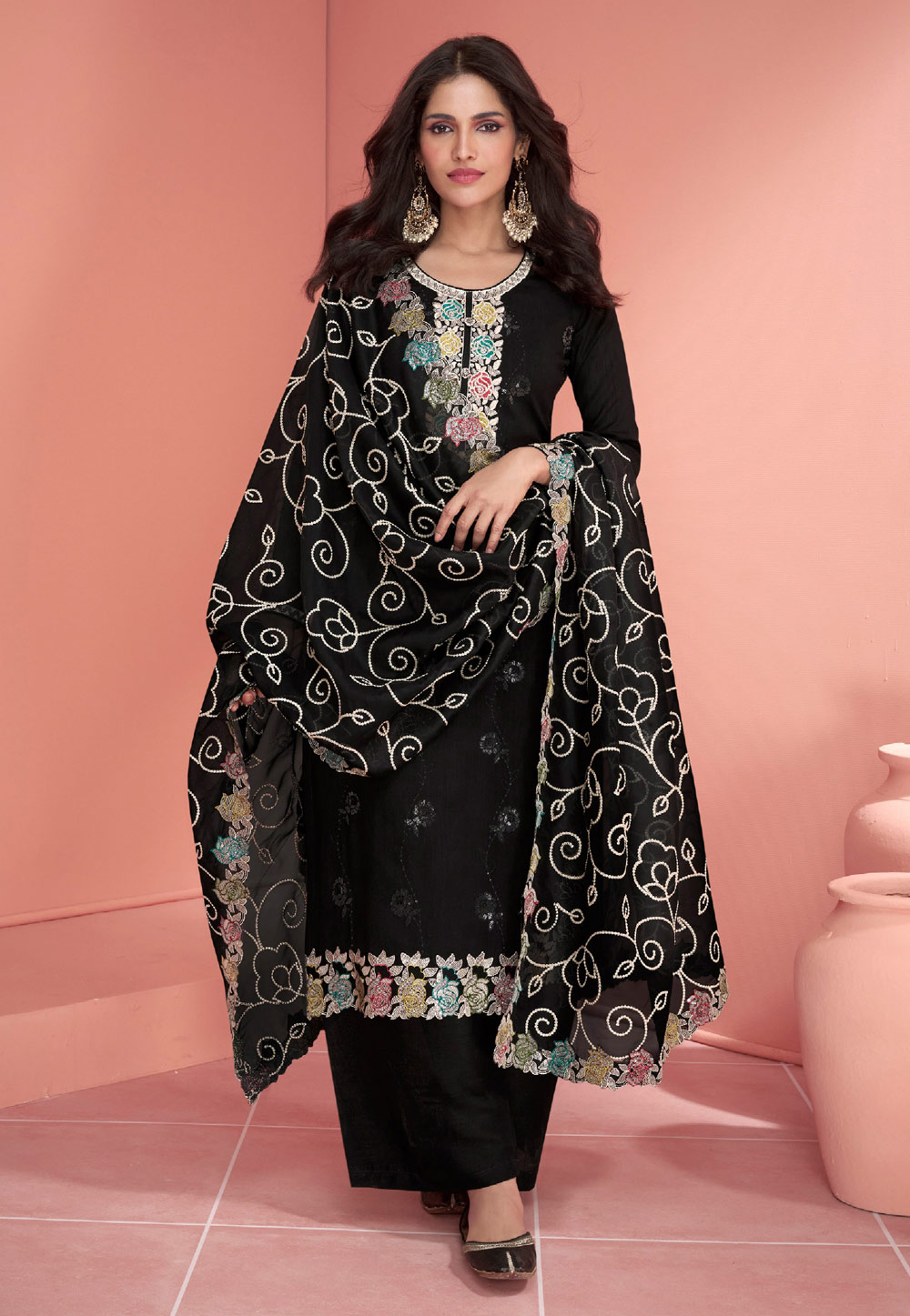 Black Silk Pakistani Suit 283283