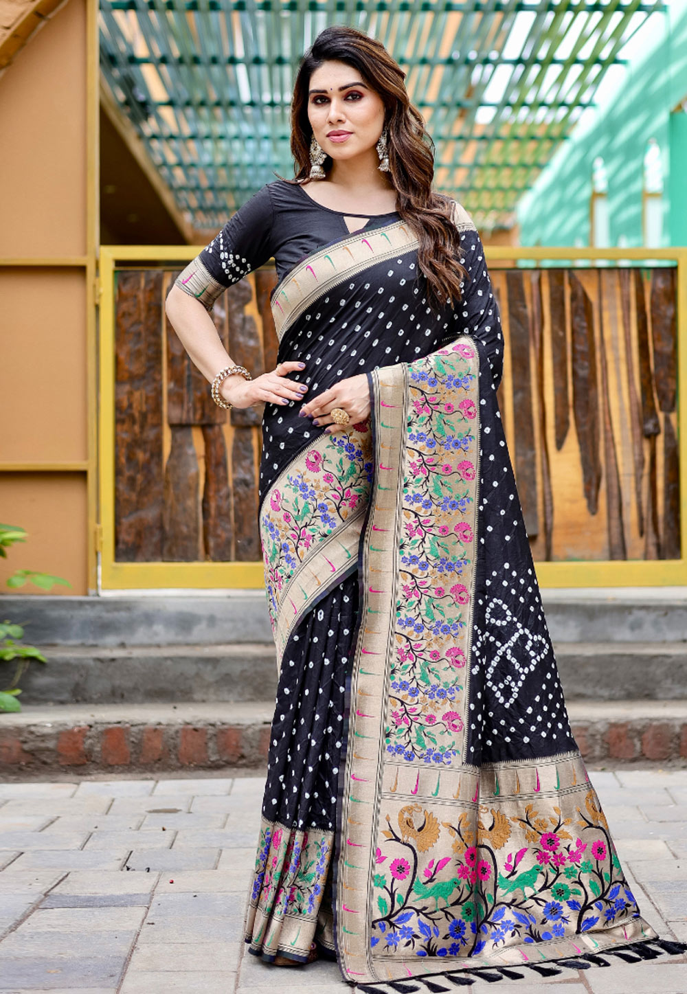 Black Silk Saree With Blouse 283552