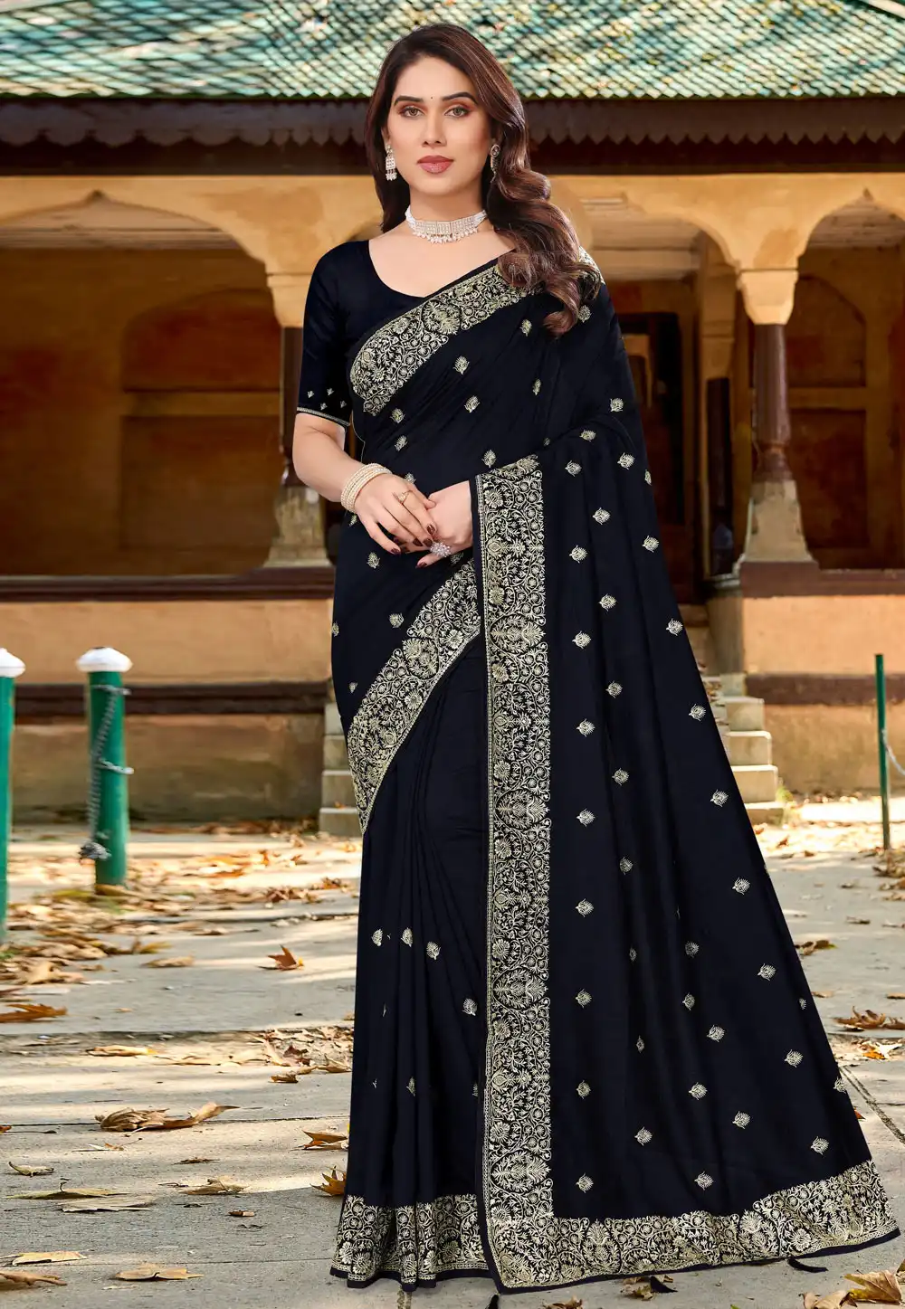 Black Silk Saree With Blouse 289482