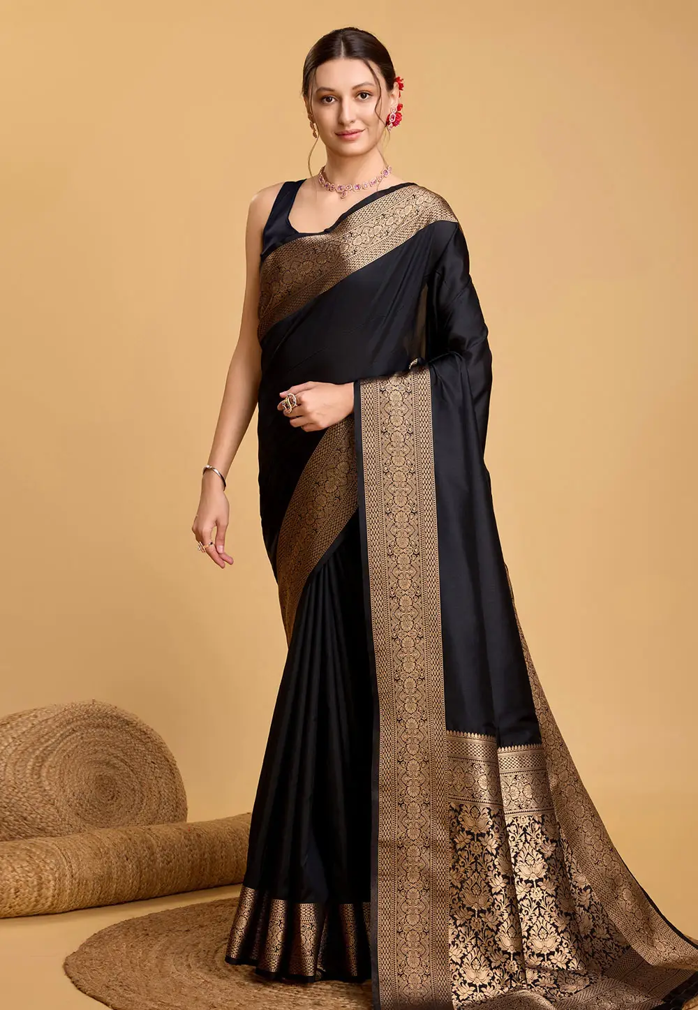 Black Silk Saree With Blouse 295419