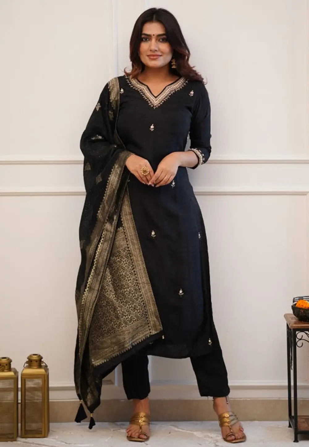 Black Viscose Readymade Pakistani Suit 299685