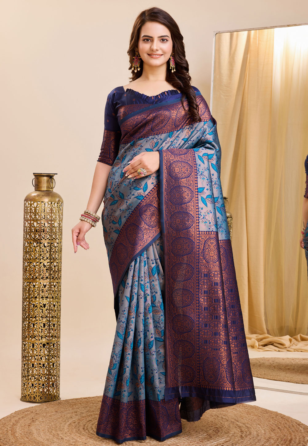 Blue Banarasi Silk Saree With Blouse 284279
