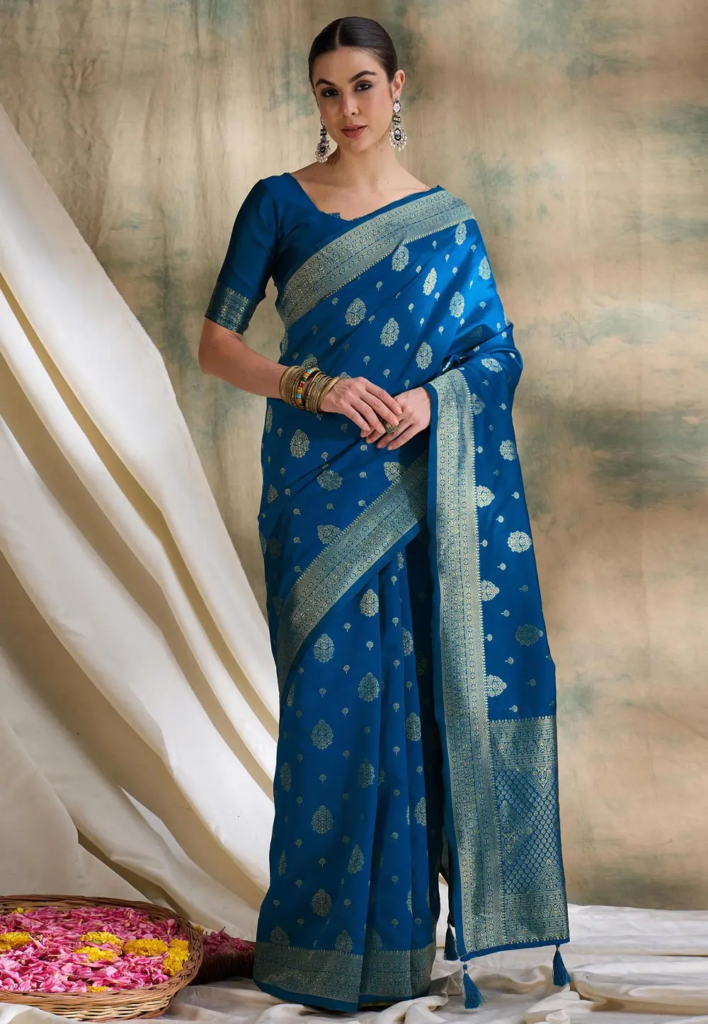 Blue Banarasi Silk Saree With Blouse 301501