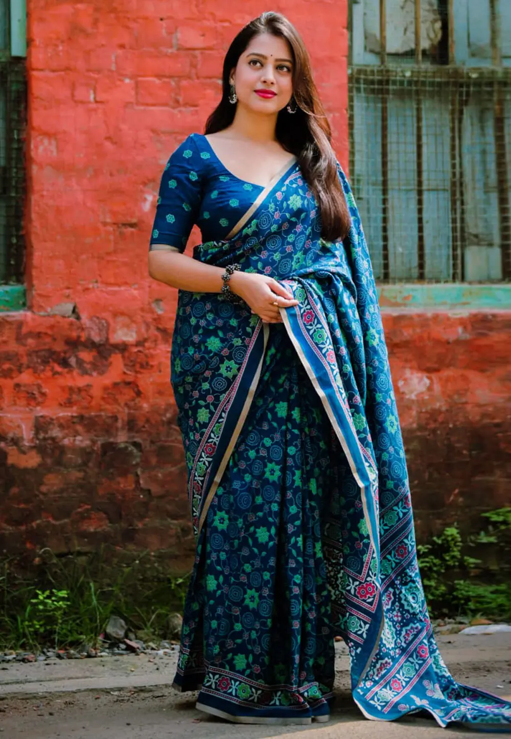 Blue Cotton Saree With Blouse 303140