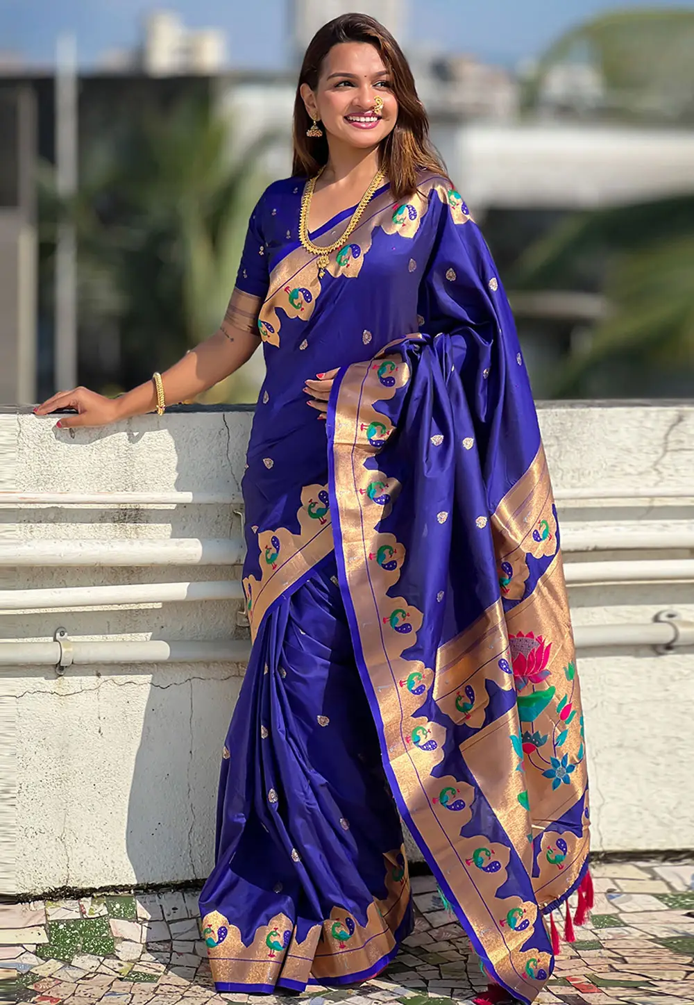 Blue Silk Saree With Blouse 296534