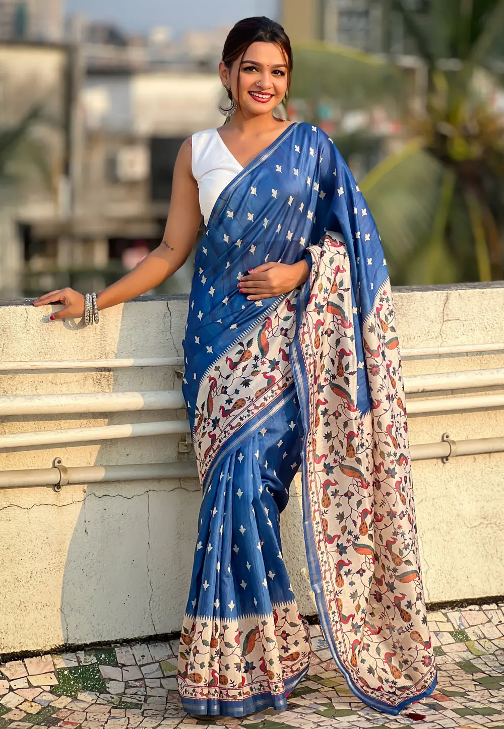 Blue Silk Saree With Blouse 297395