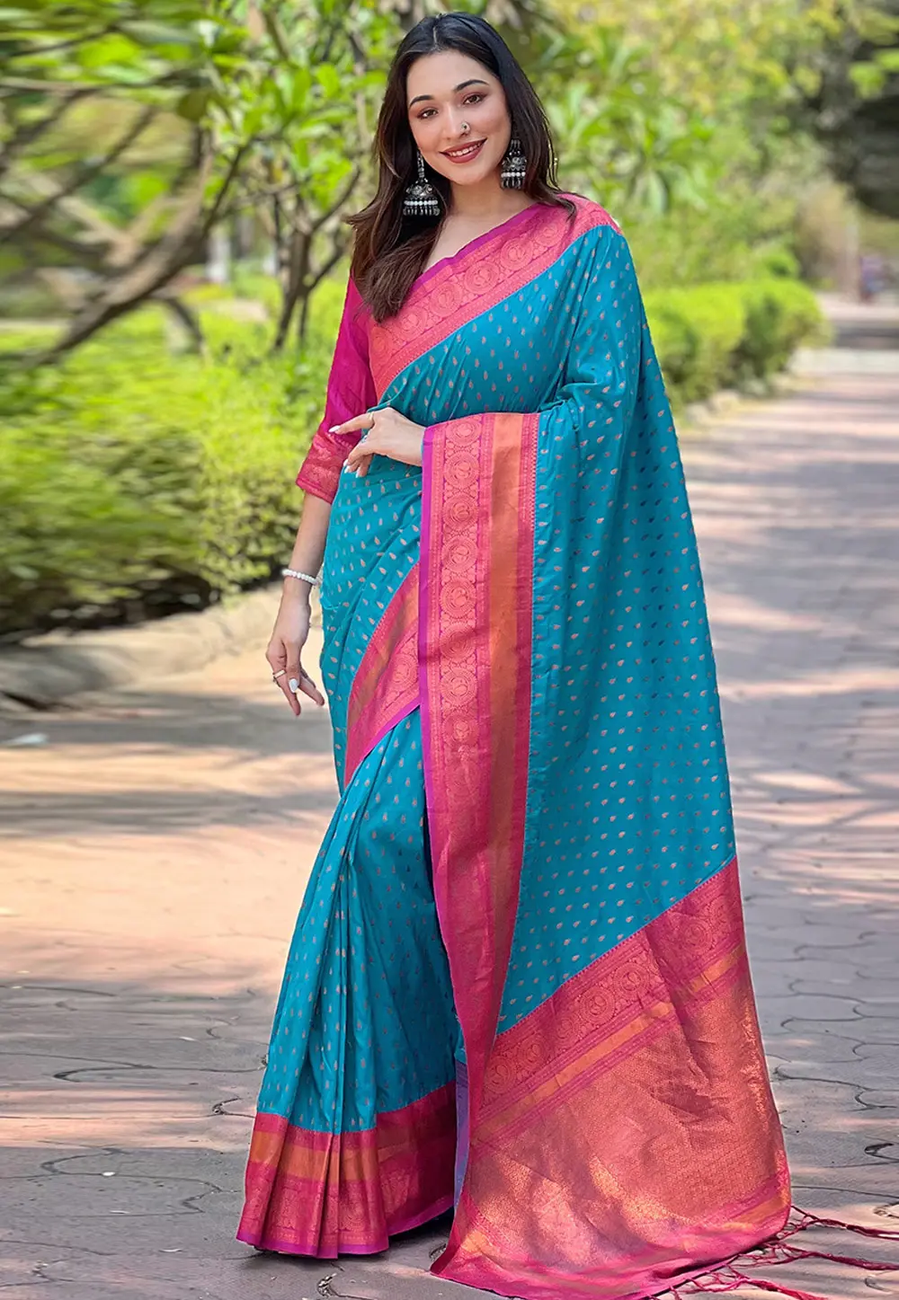 Blue Silk Saree With Blouse 298481