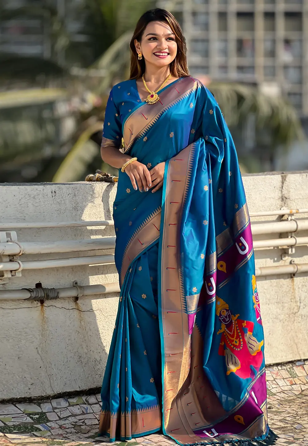 Blue Silk Saree With Blouse 302245