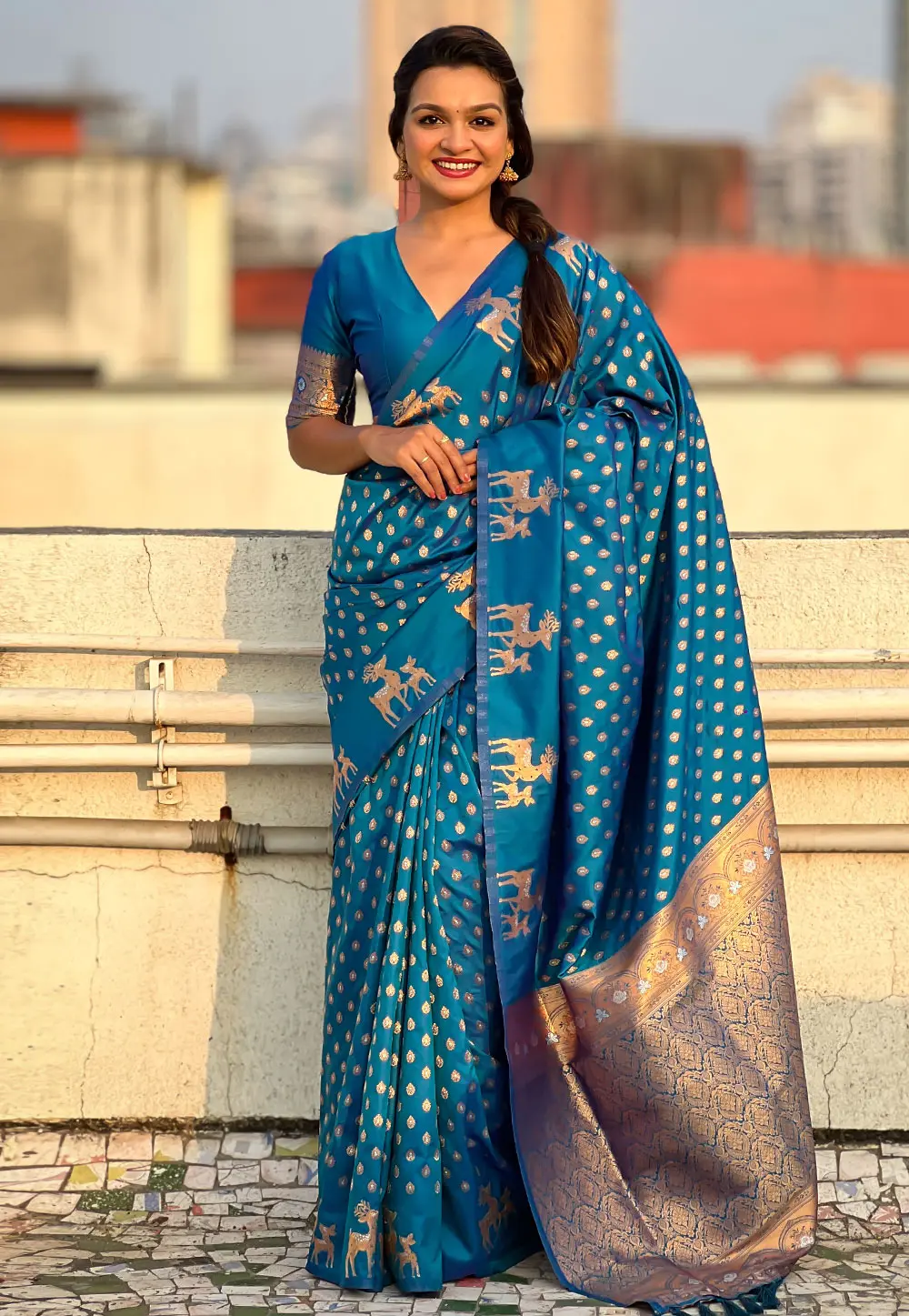 Blue Silk Saree With Blouse 303427