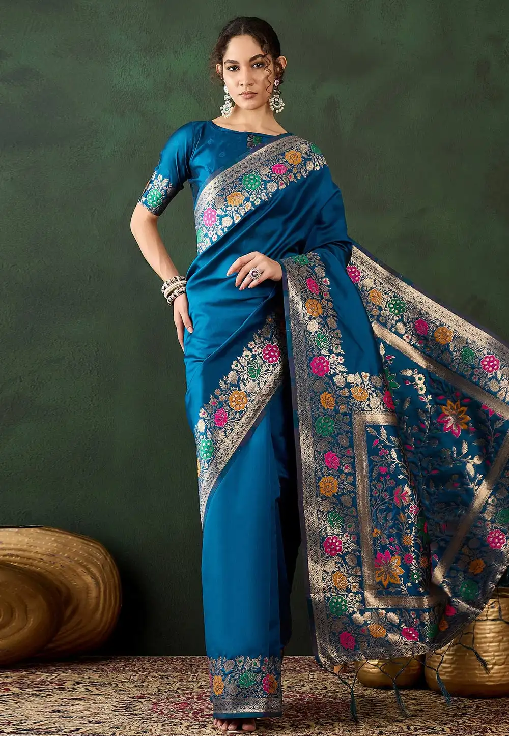 Blue Silk Saree With Blouse 294382