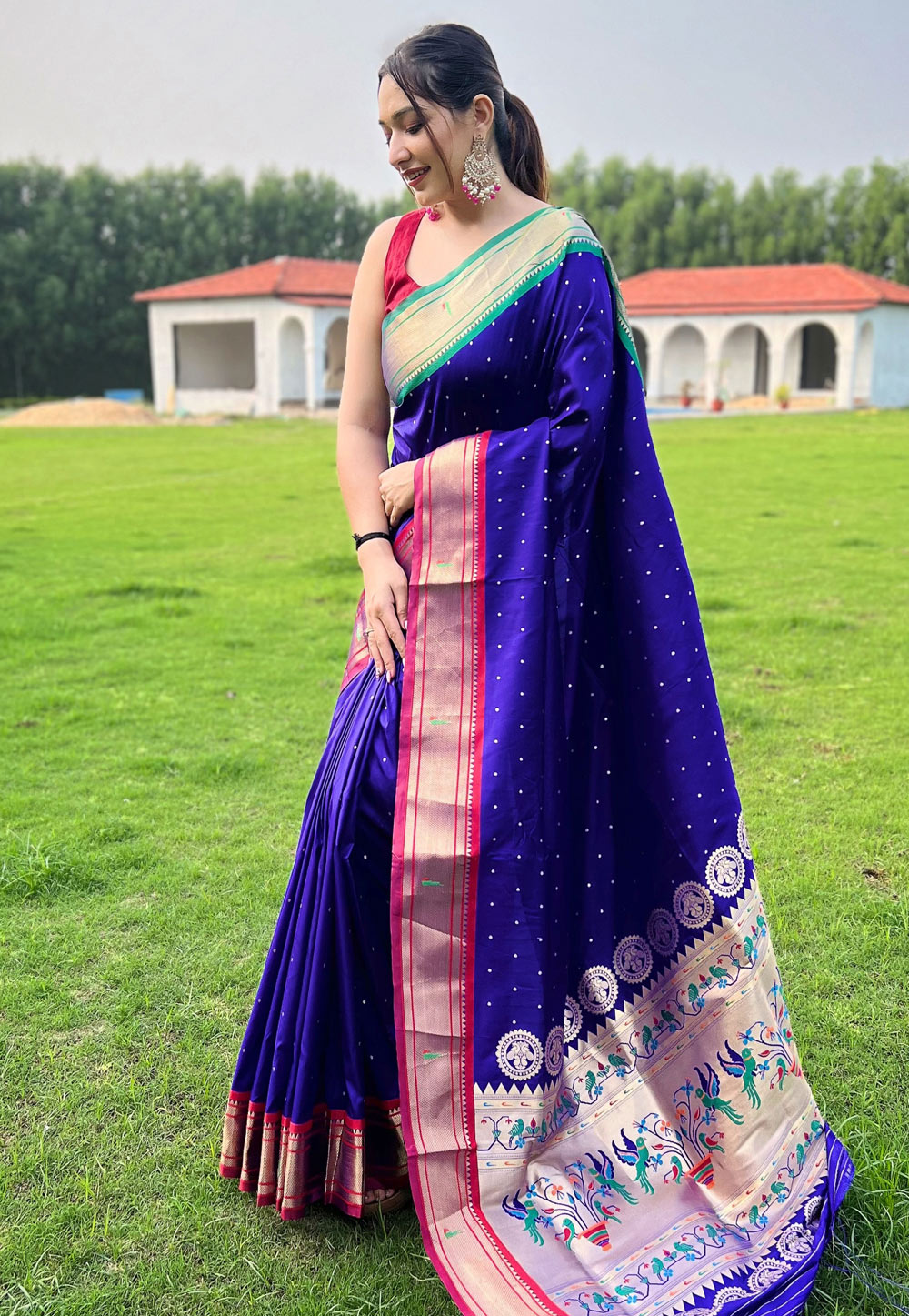 Blue Silk Saree With Blouse 287347