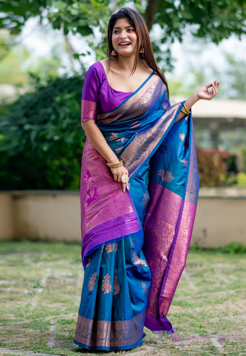 Blue Tussar Silk Saree With Blouse 285389