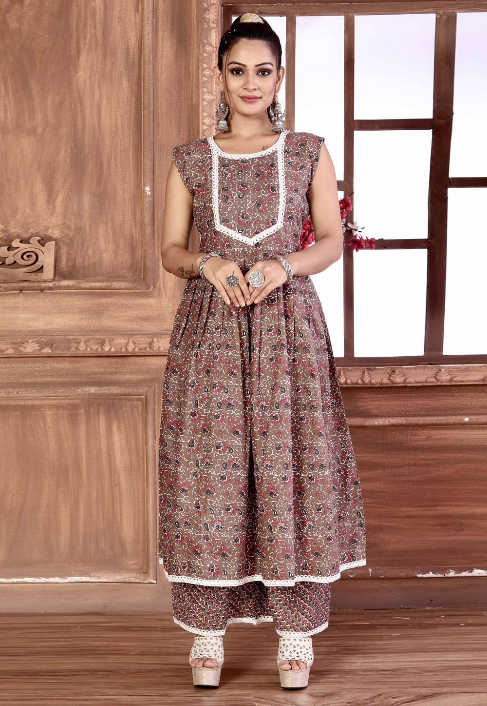 Brown Cambric Cotton Kurta Set With Palazzo 286571