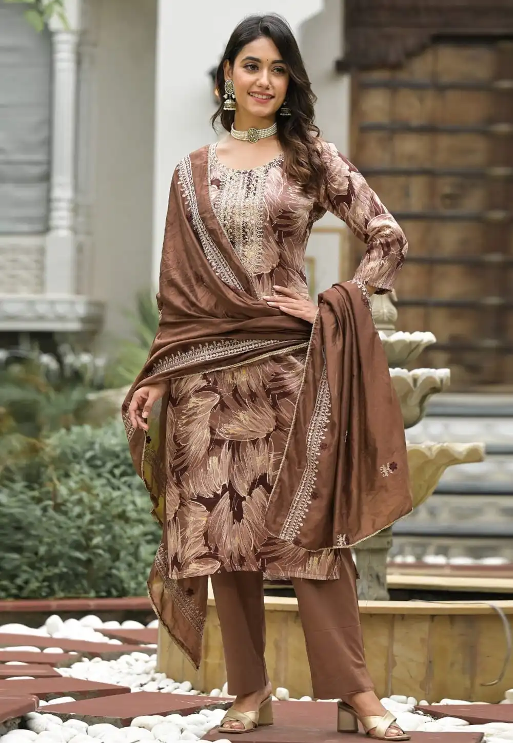 Brown Cotton Readymade Pakistani Suit 291618