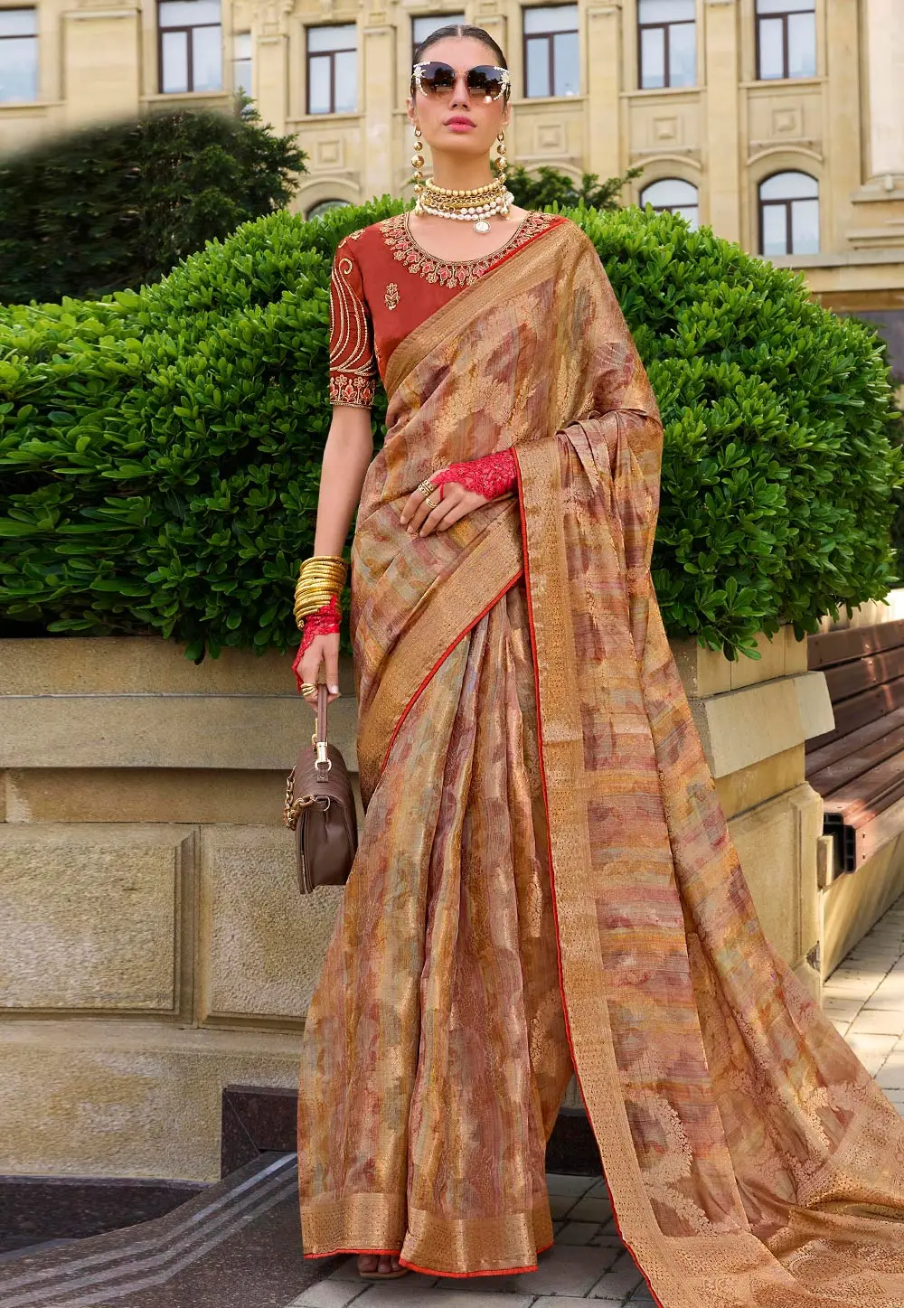 Brown Jacquard Silk Saree With Blouse 302276