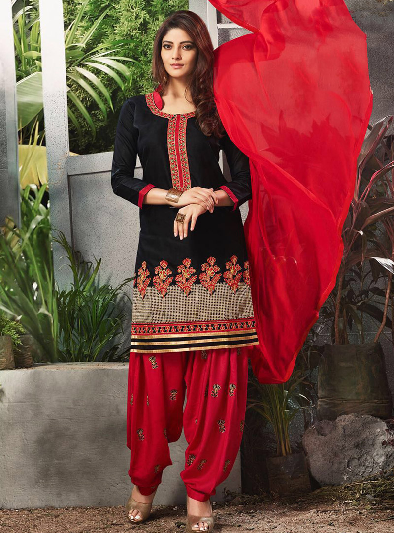 Black Cotton Punjabi Suit 114479