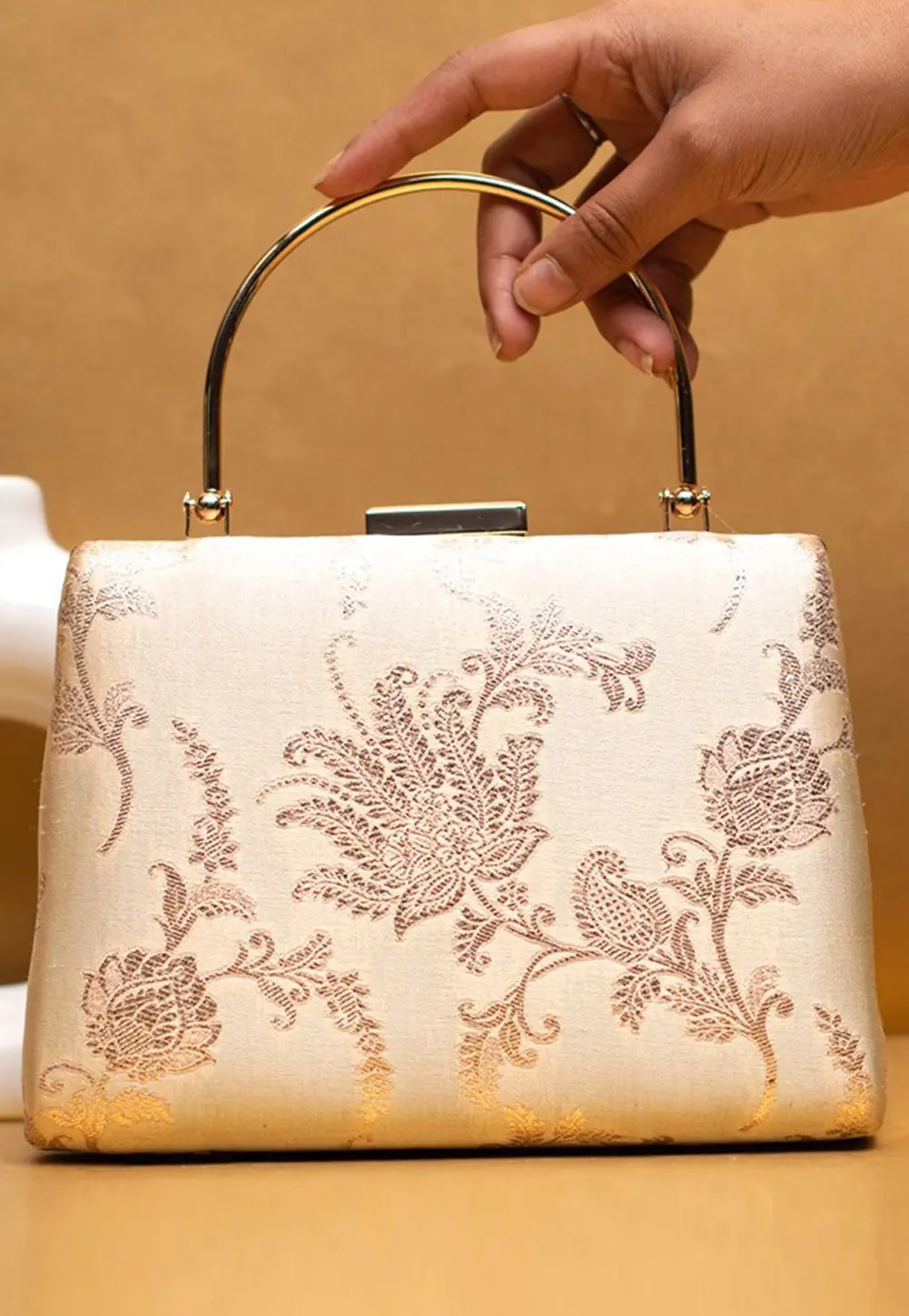 Cream Art Silk Clutch 300921