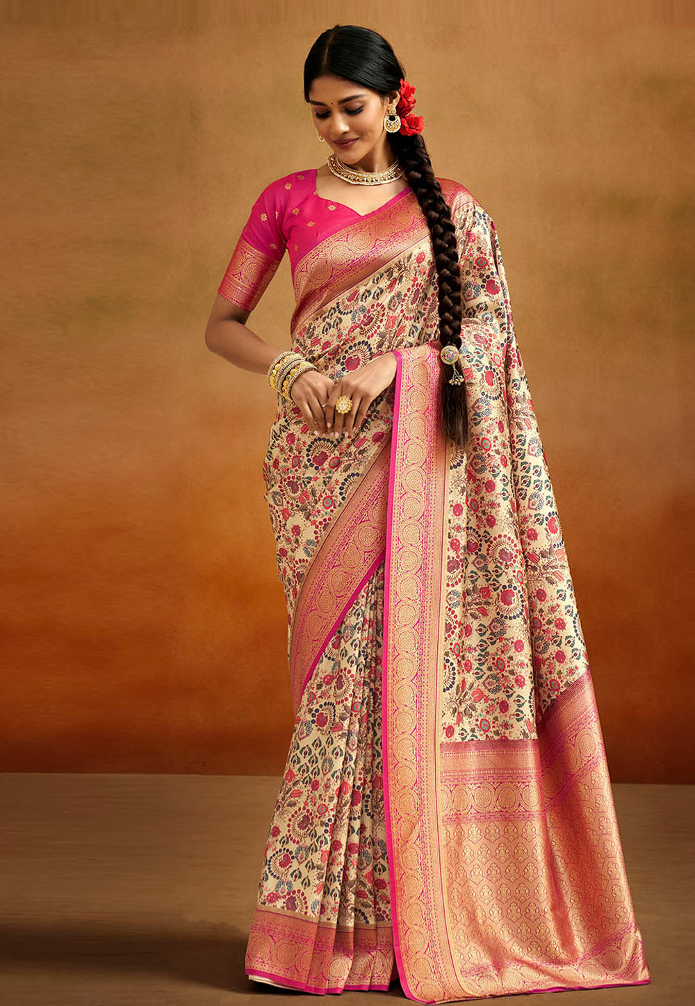 Cream Banarasi Silk Saree With Blouse 281796