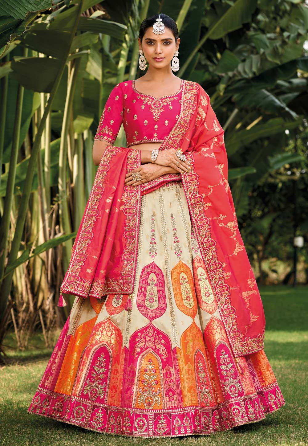 Cream Banarasi Silk Wedding Lehenga Choli 284713