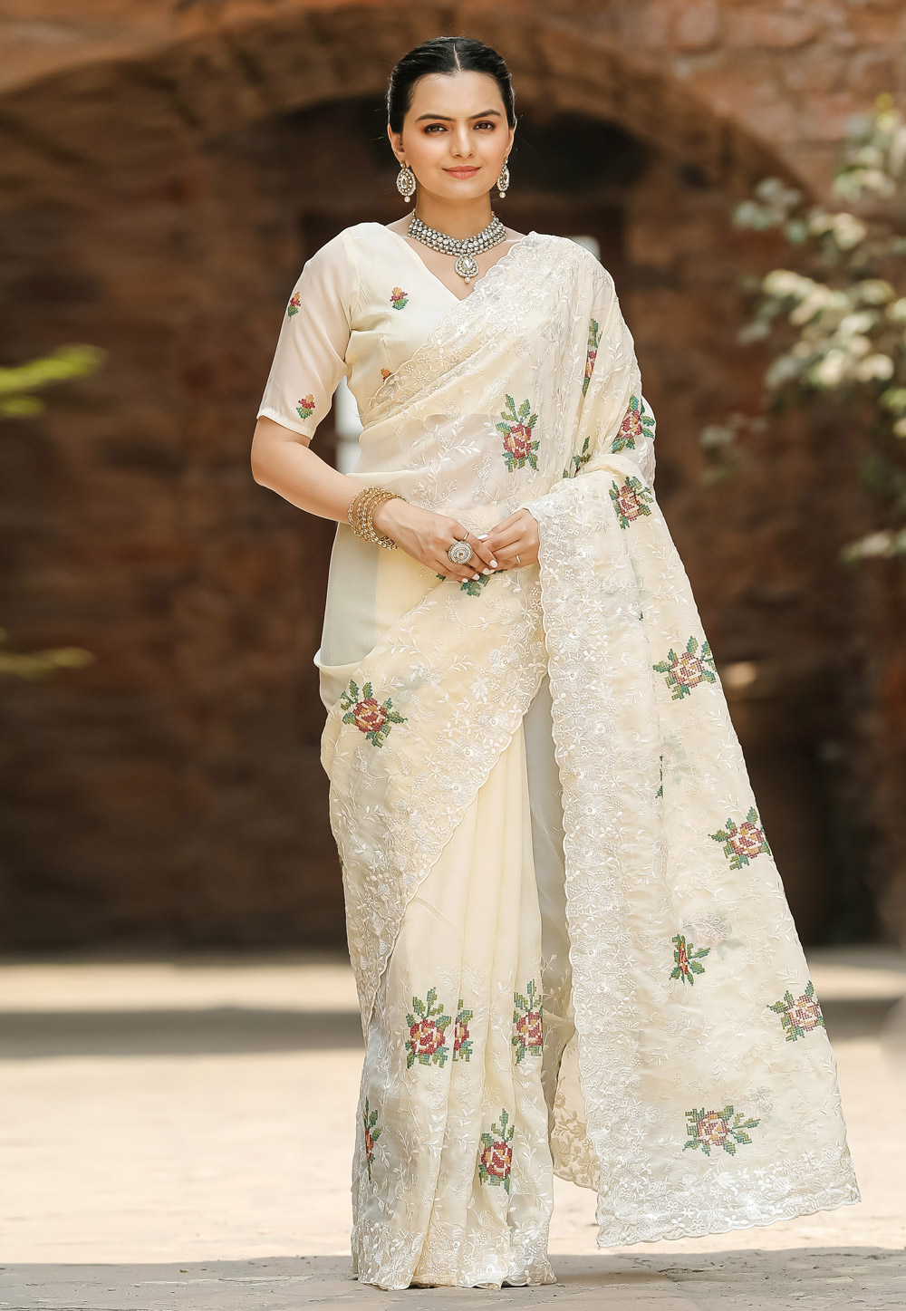 Cream Chiffon Saree With Blouse 287652