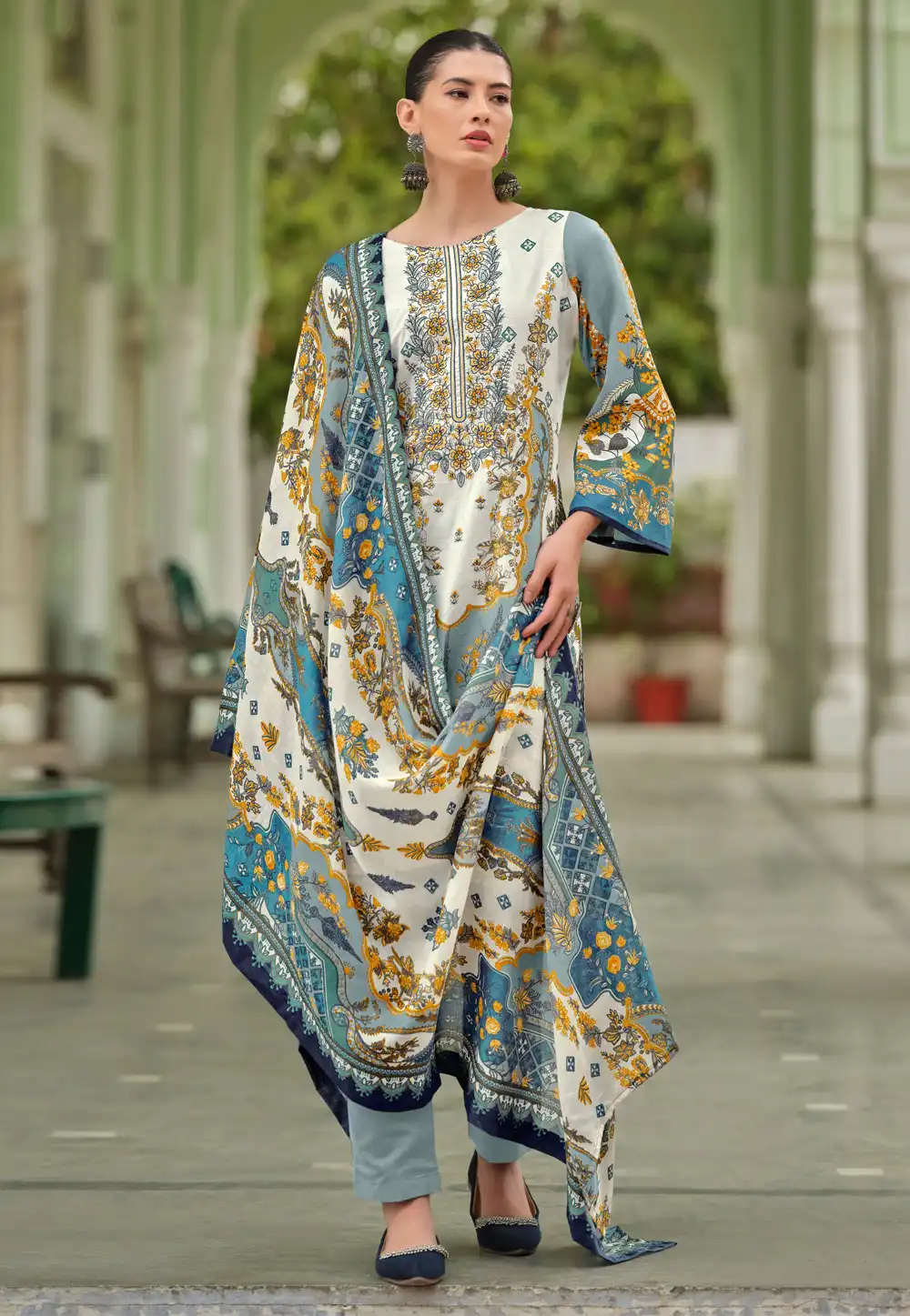 Cream Cotton Pakistani Suit 290743