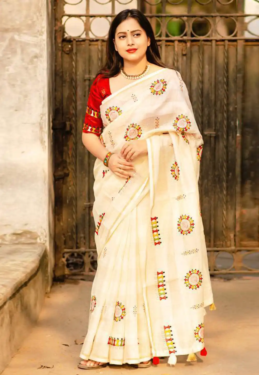 Cream Cotton Saree With Blouse 289753