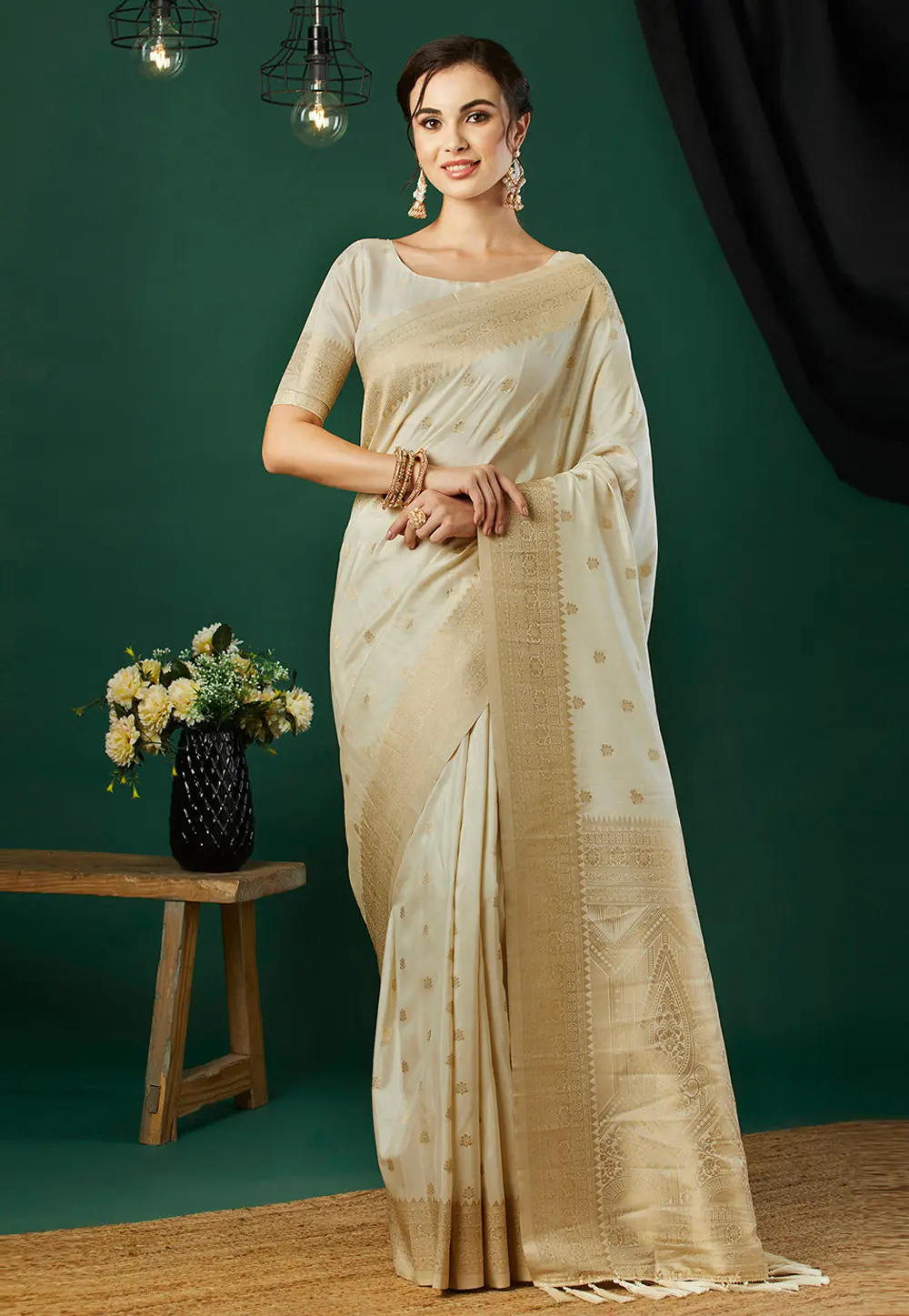 Cream Nylon Saree With Blouse 301568