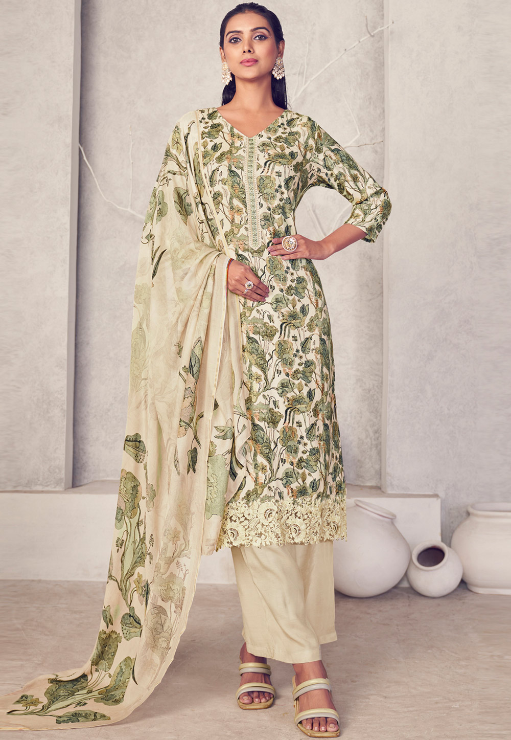 Cream Pashmina Pakistani Suit 309880
