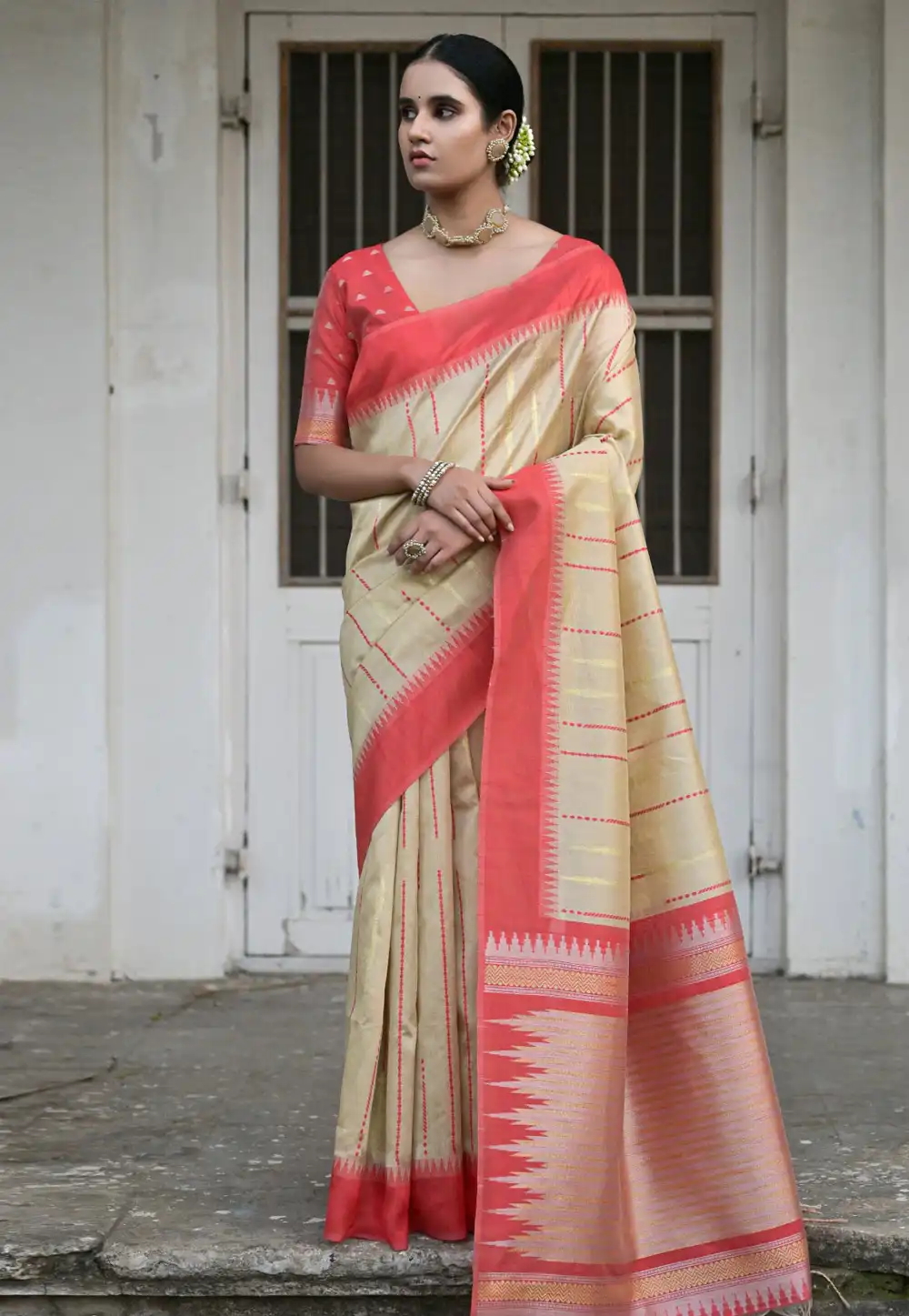 Cream Raw Silk Saree With Blouse 290837