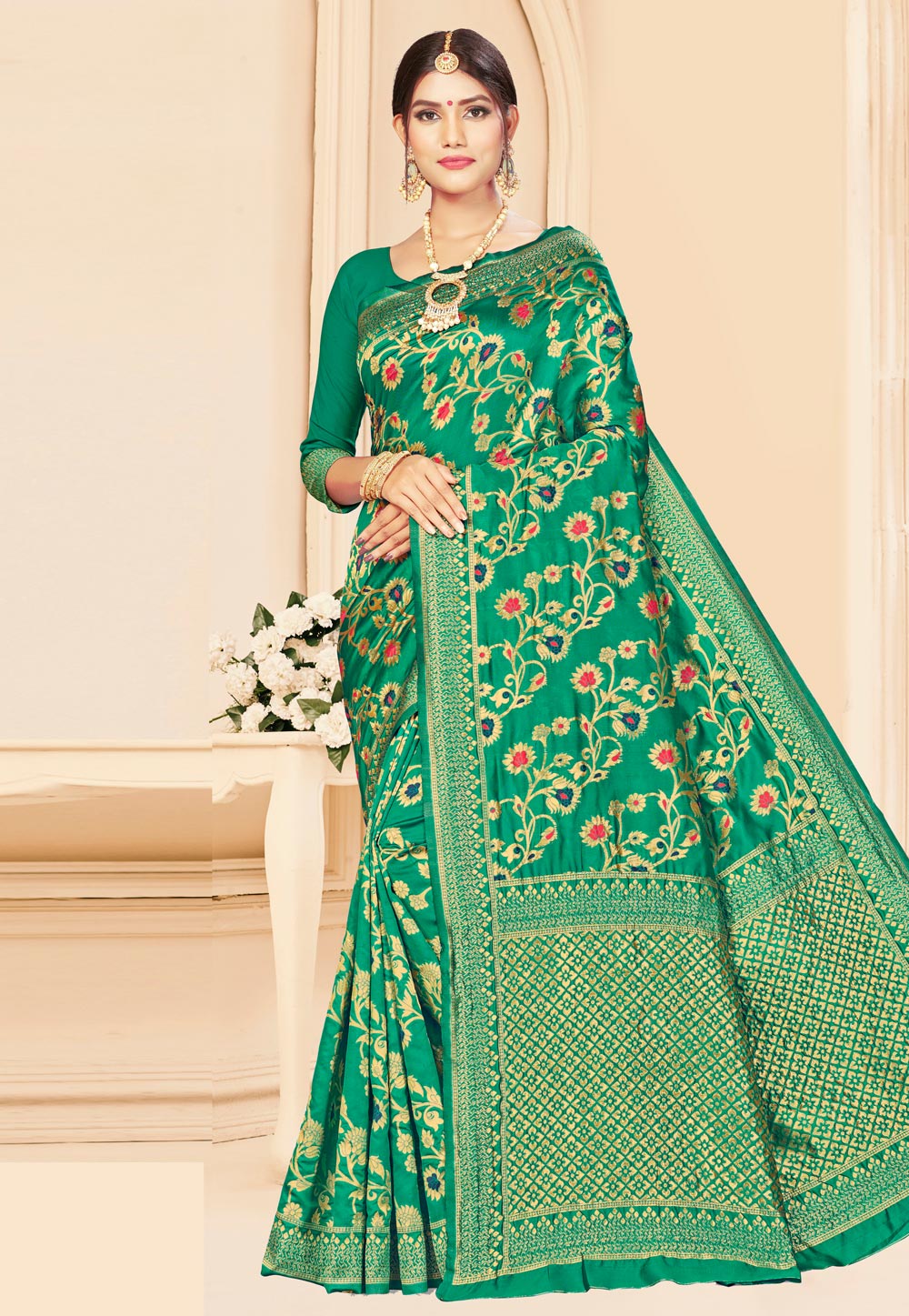 Green Banarasi Silk Saree With Blouse 208057