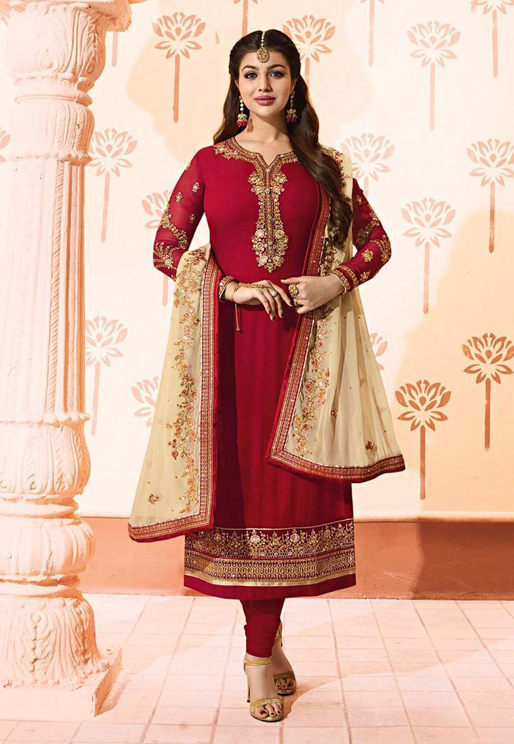 Ayesha Takia Red Georgette Bollywood Suit 153973