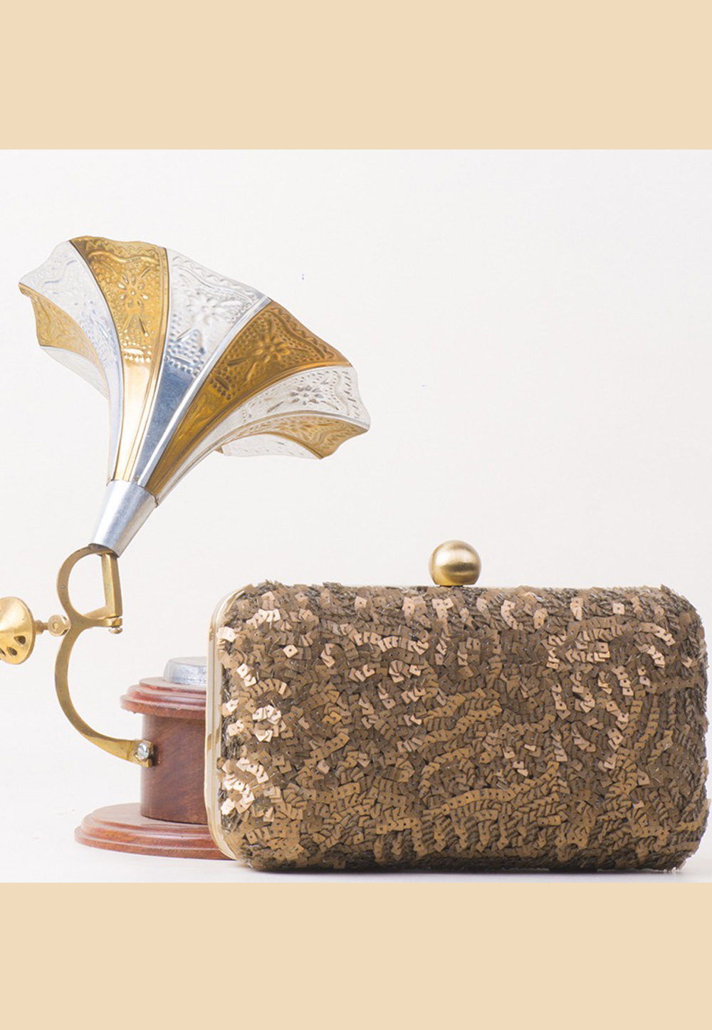 Golden Art Silk Clutch 306369