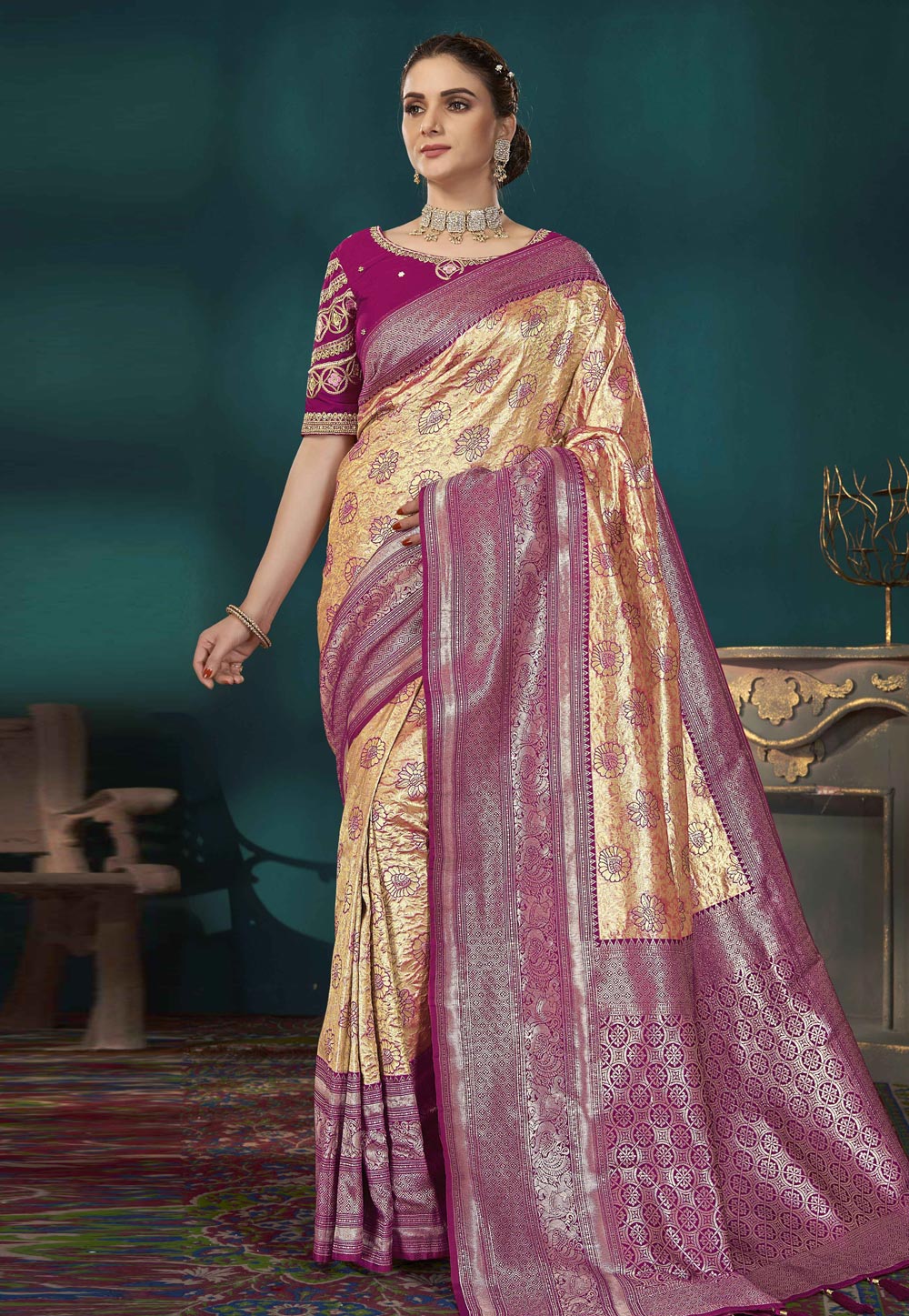 Golden Kanjivaram Silk Saree 287811