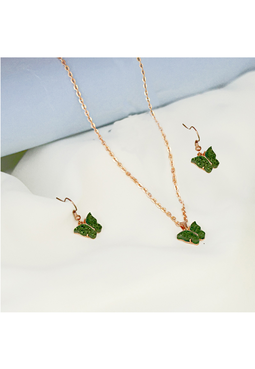Green Alloy Necklace With Earrings 285052