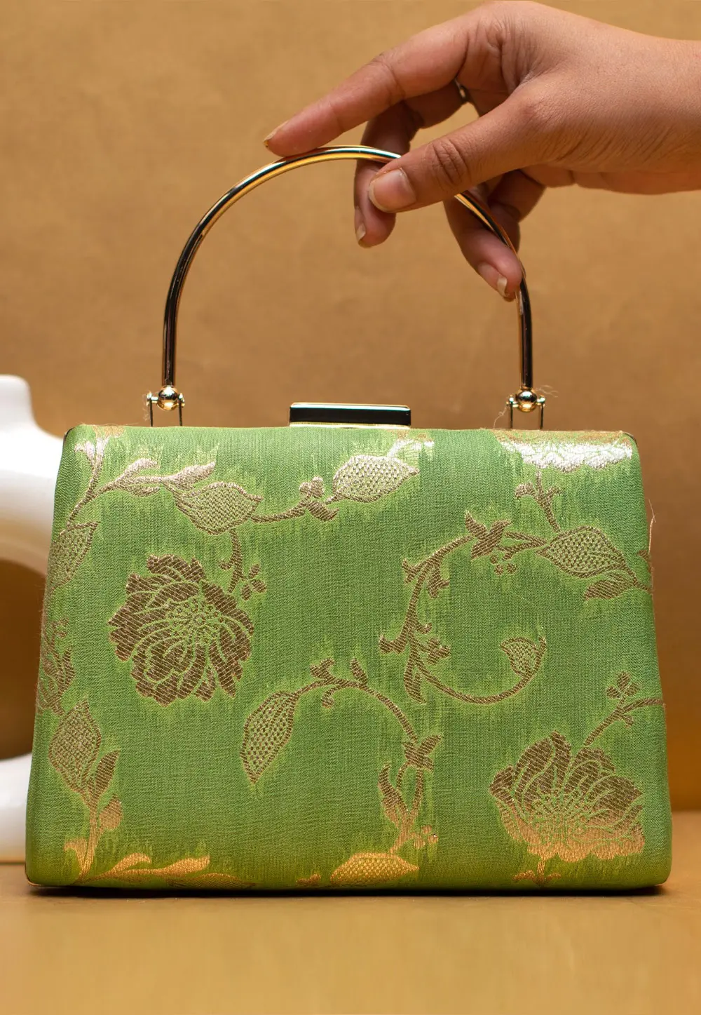 Green Art Silk Clutch 300917