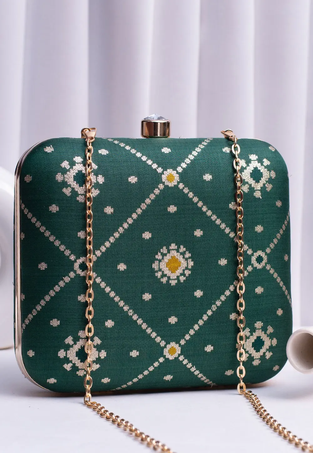 Green Art Silk Clutch 303746