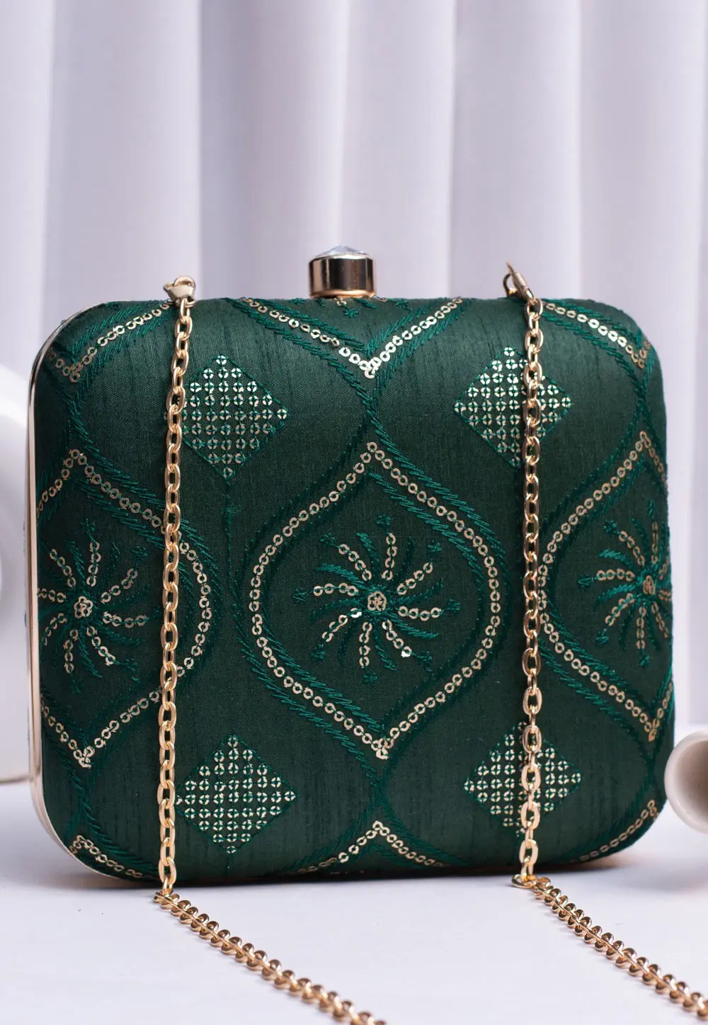 Green Art Silk Clutch 303767