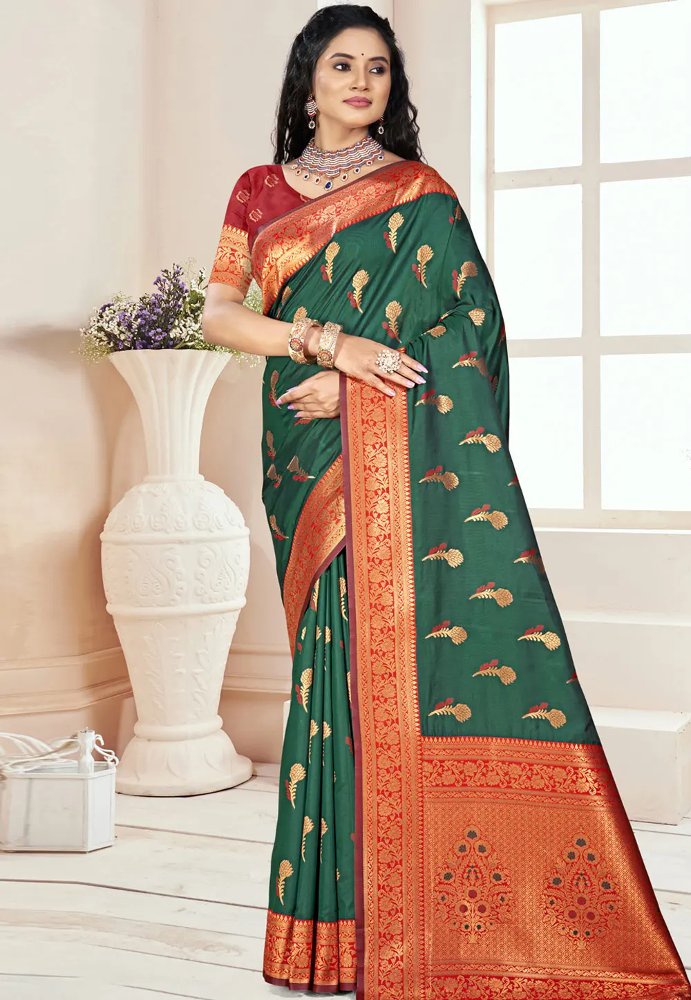 Green Art Silk Saree With Blouse 302659