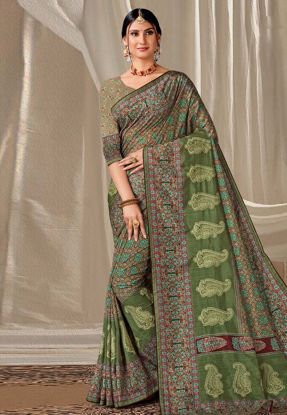 Green Art Silk Saree With Blouse 279562